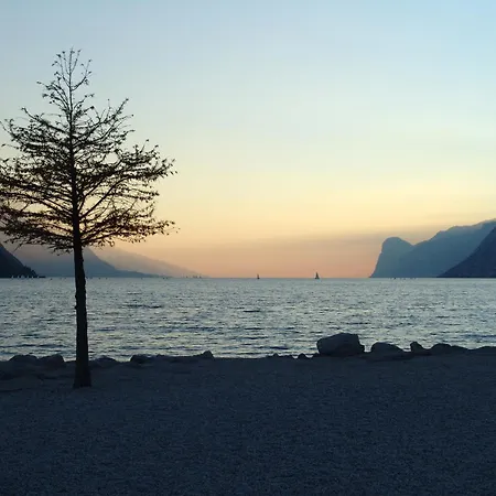 Hotel Garni Magnolia Torbole Sul Garda