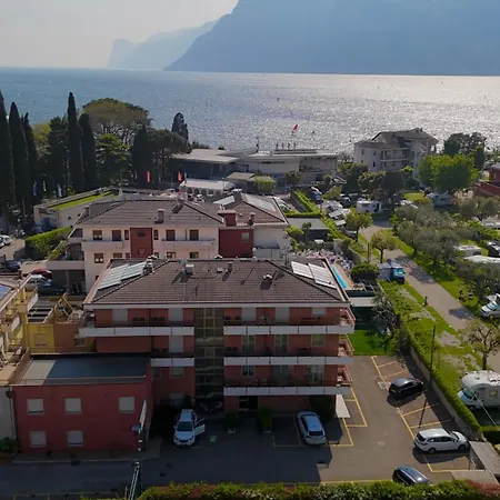 Garni Magnolia Torbole Sul Garda