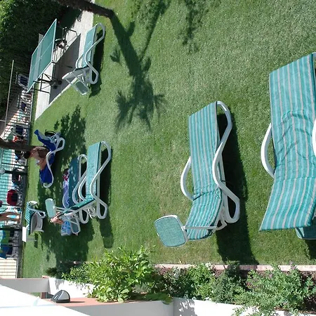 Garni Magnolia Hotel 3*