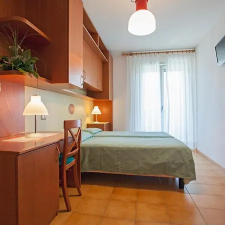 Garni Magnolia 3*